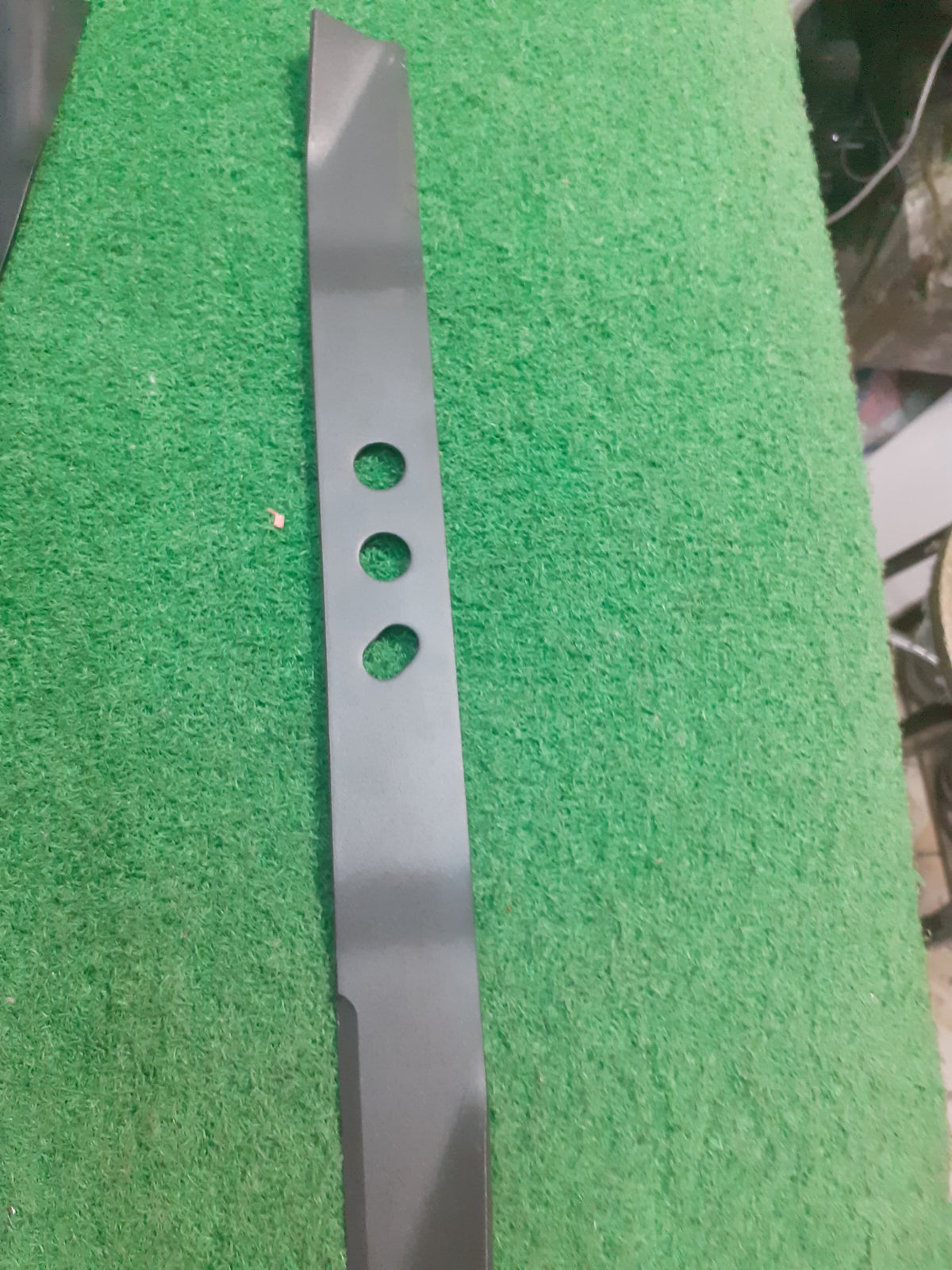 Lawnmower blades